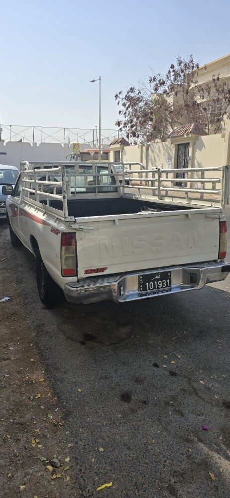 نيسان بيك اب - 5