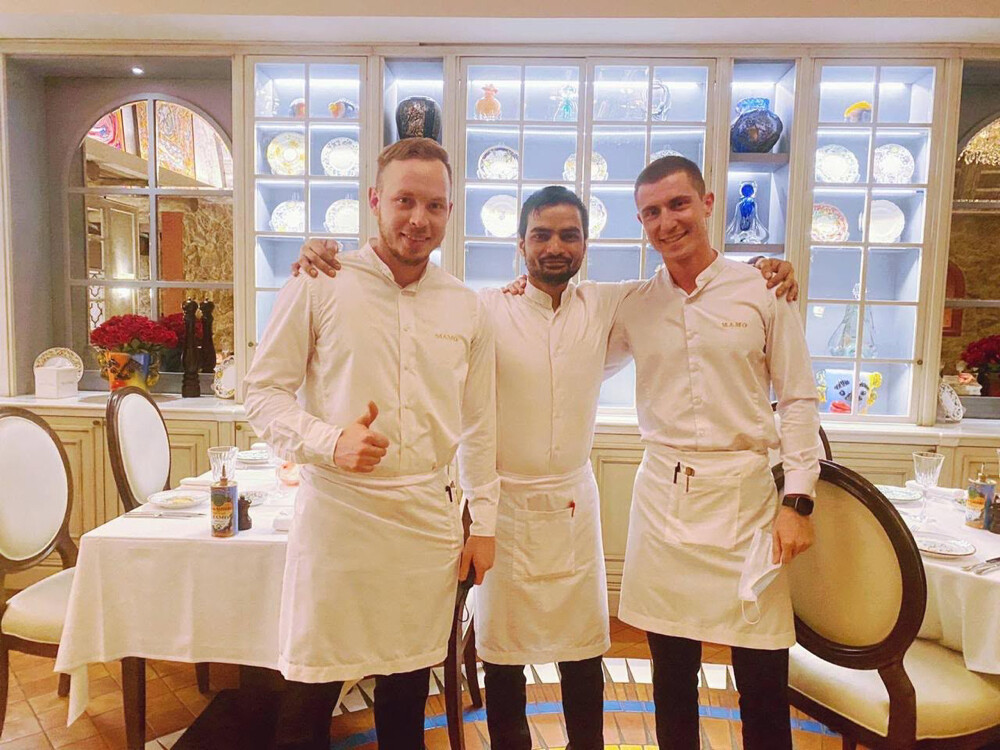 Restaurant supervisor & Barista - 6