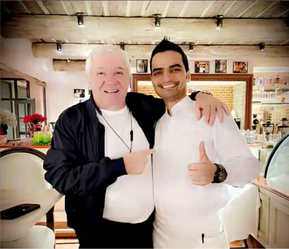 Restaurant supervisor & Barista - 1