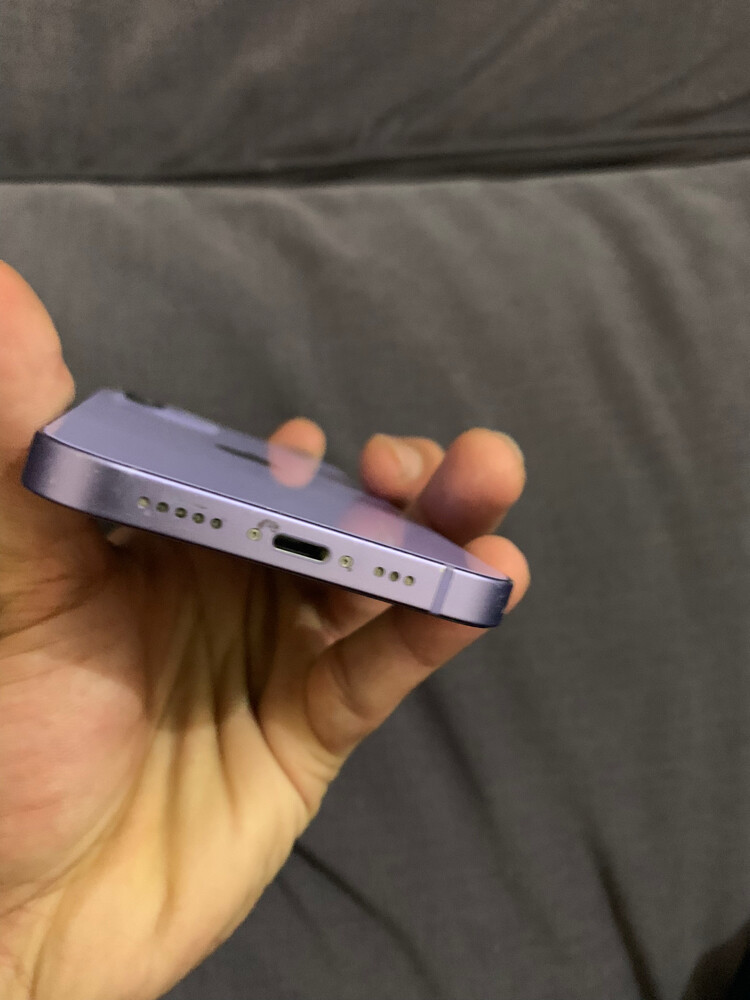 iPhone 12 - 4