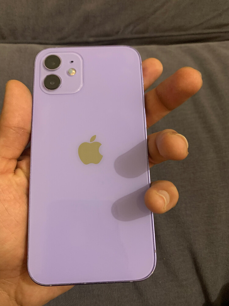 iPhone 12 - 3