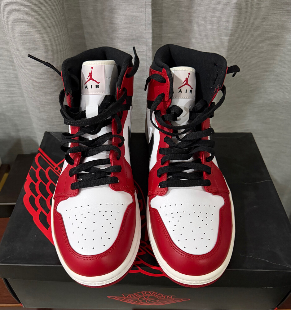 Air Jordan 1 Retro High ‘Chicago’ - 7