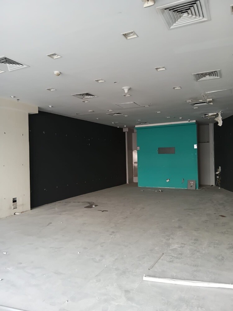 محل تجاري 240 بالسد للايجار - 2