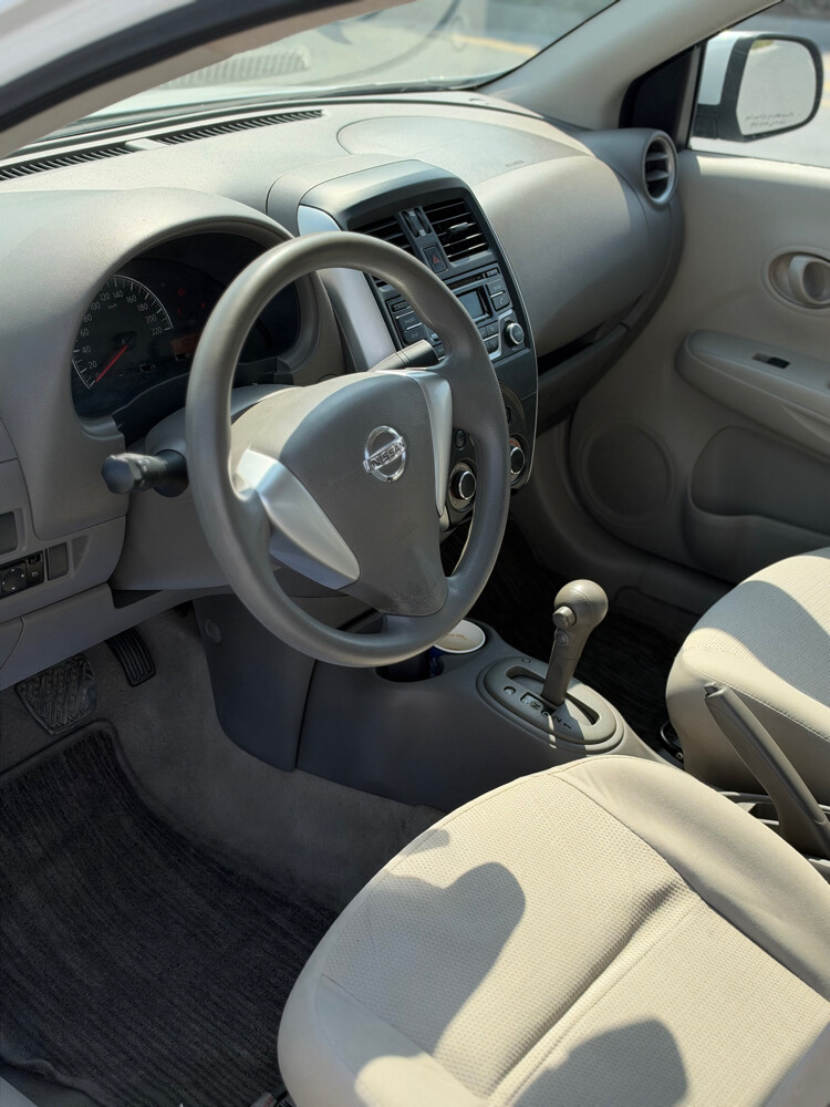 nissan sunny 2022 - 3