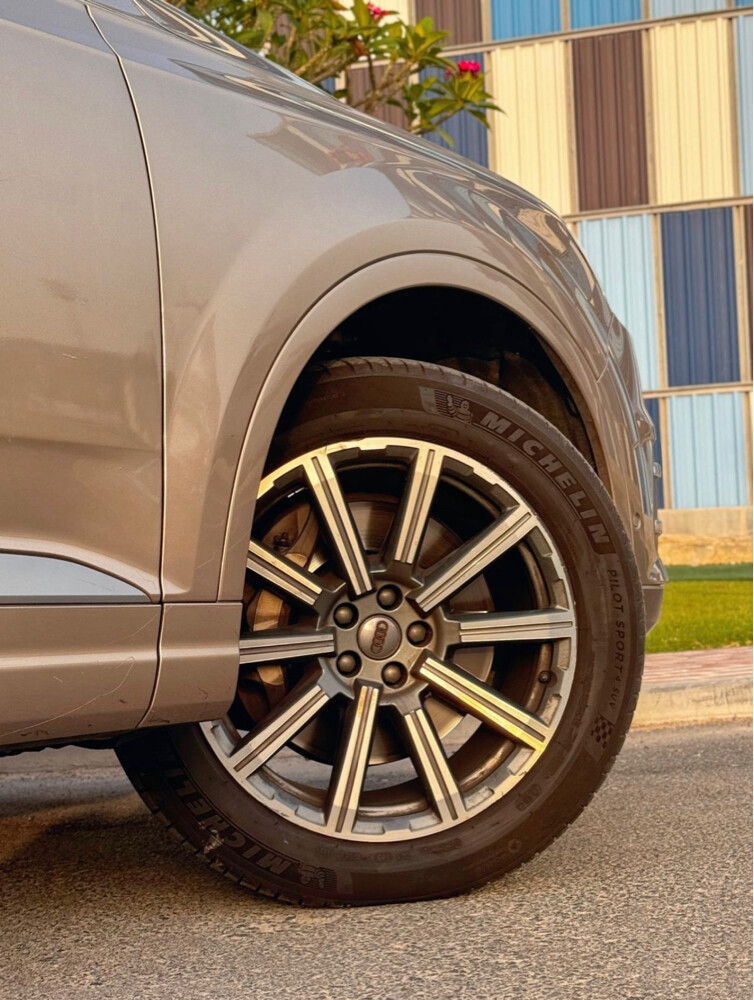 Audi Q7 40 TFSI  - 4