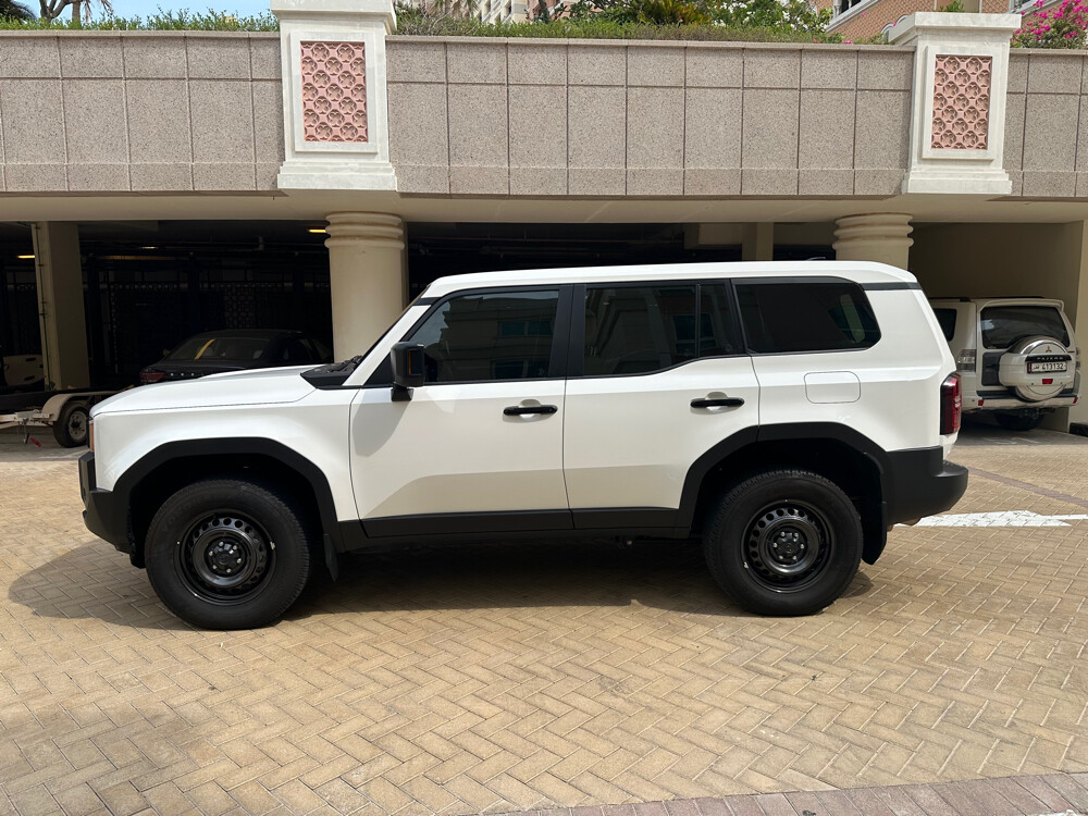2025 Prado in perfect condition  - 6