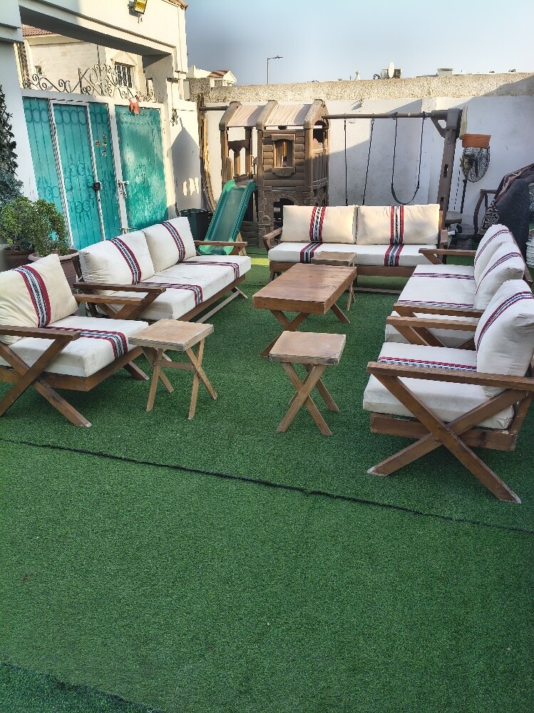 Outdoor seating - 4