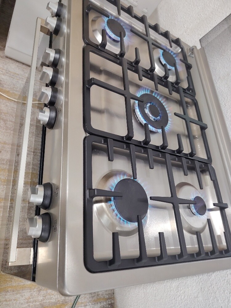 90x60 Cm stove sale almost new - 2
