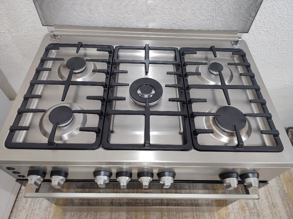 90x60 Cm stove sale almost new - 6