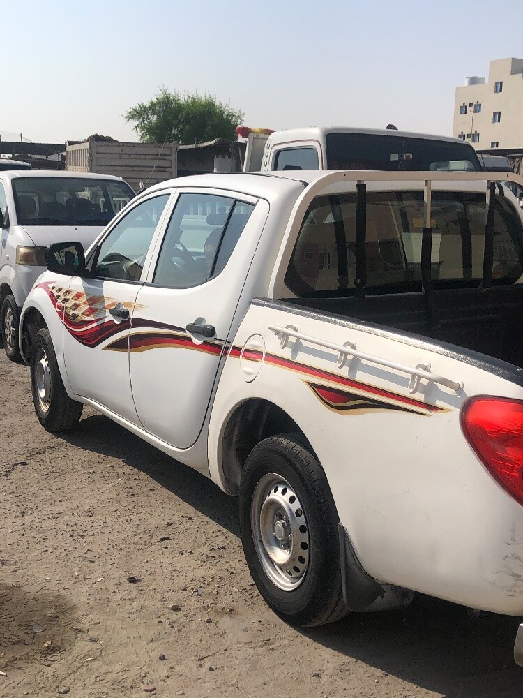 Mitsubishi pickup 2008 - 3