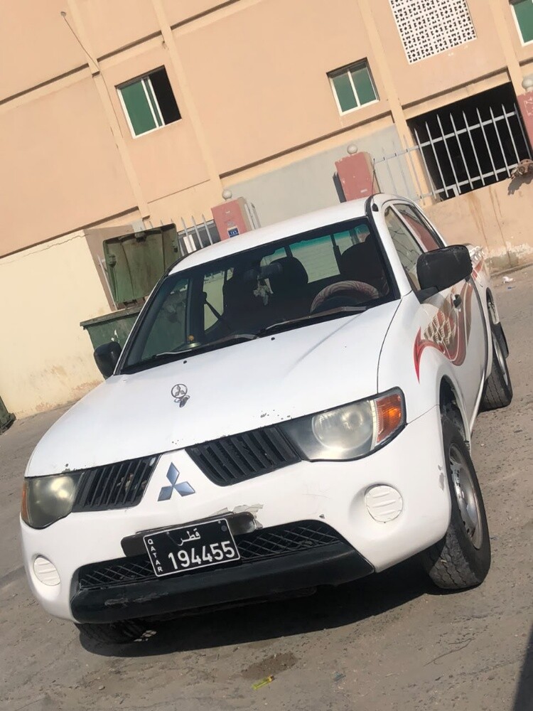 Mitsubishi pickup 2008 - 1