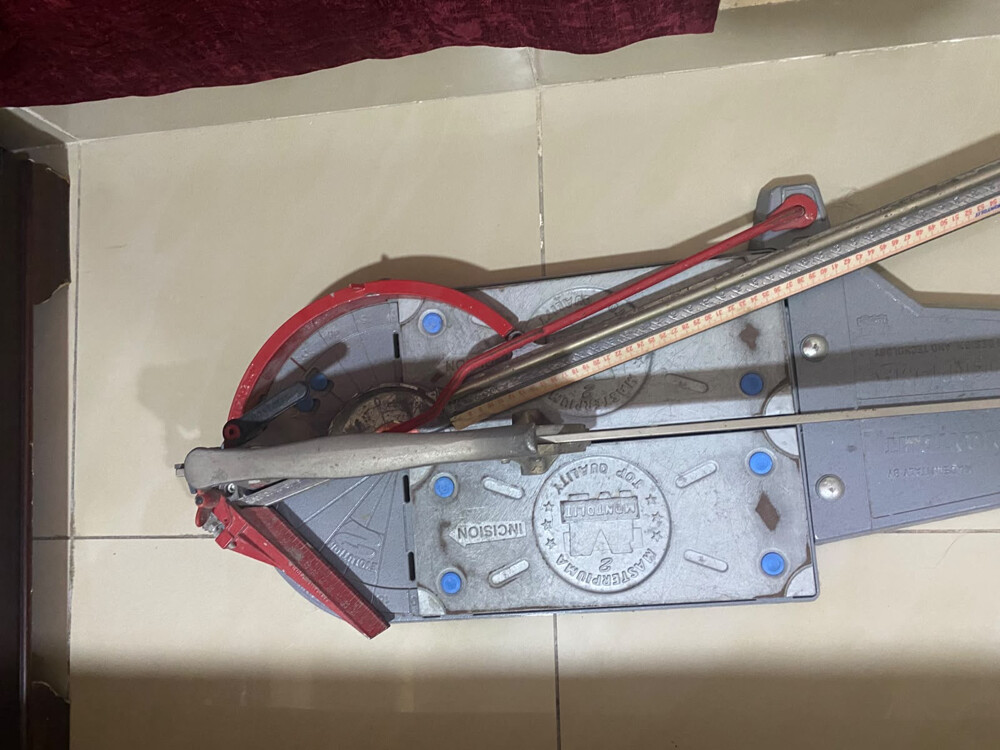 ماكينة تقطيع سيراميك إيطالي - 3