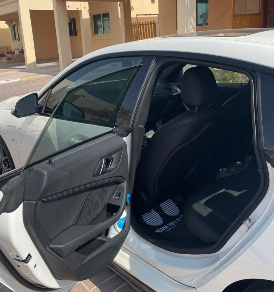 بي ام دبليو 210 اي - 11