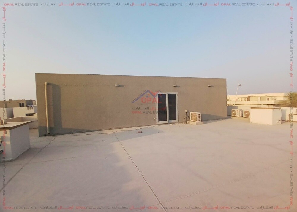 Villa compound rentIn AlMarkhiya - 1