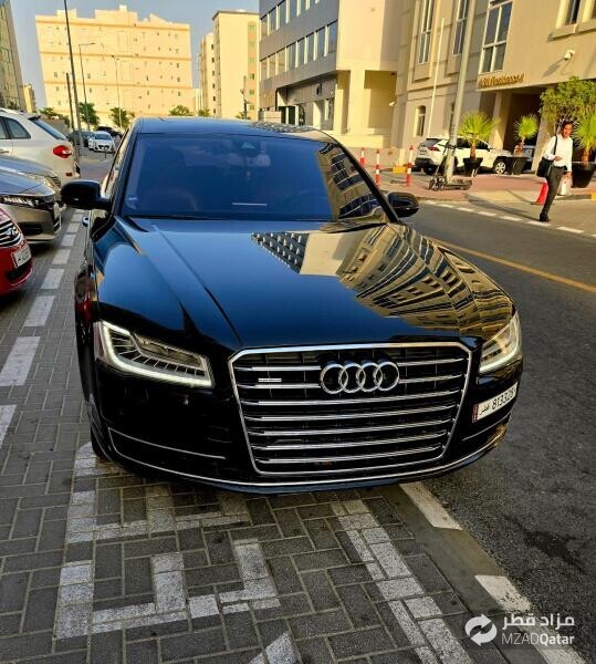 AUDI A8 2017 76K KM QR 70K - 1