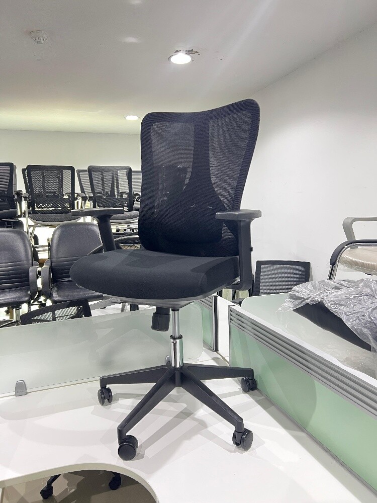 Used office furniture buy sell - 19