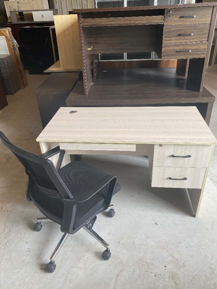 Used office furniture buy sell - 22