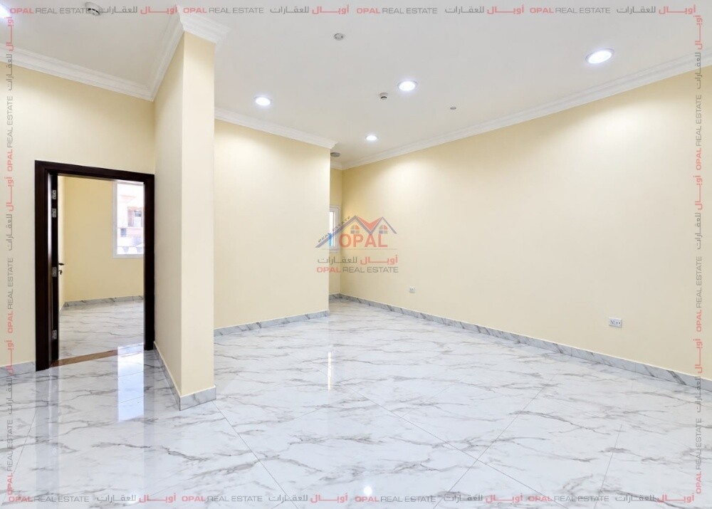 Apartment for rent in Al Duhail - 3