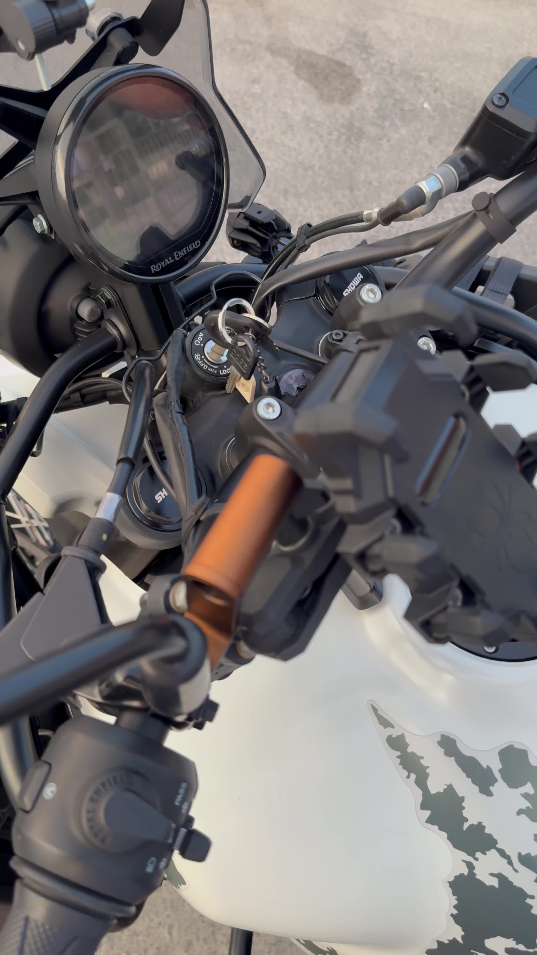Himalayan 452 adventure bike  - 10