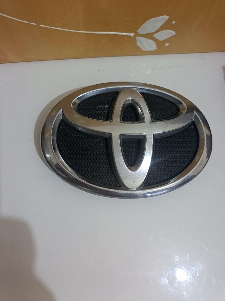 Toyota logo - 1