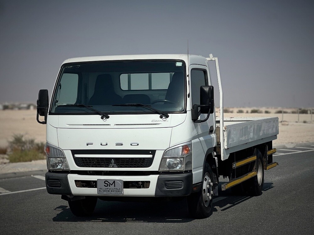 Mitsubishi Canter 2020 - 1
