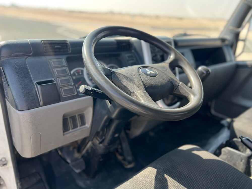 Mitsubishi Canter 2020 - 4