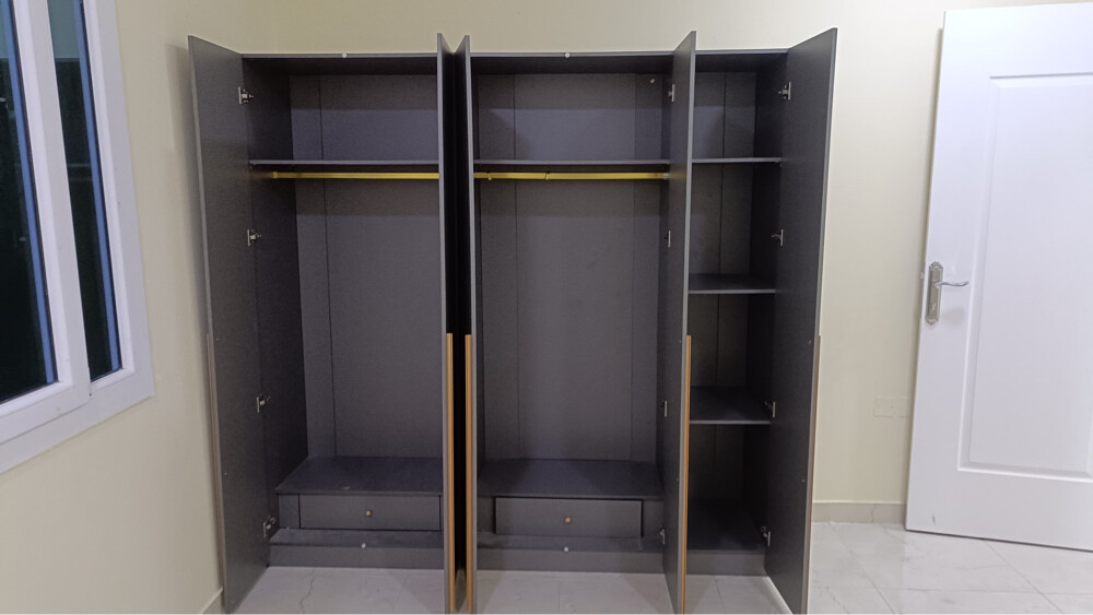 wardrobe 5 doors - 2