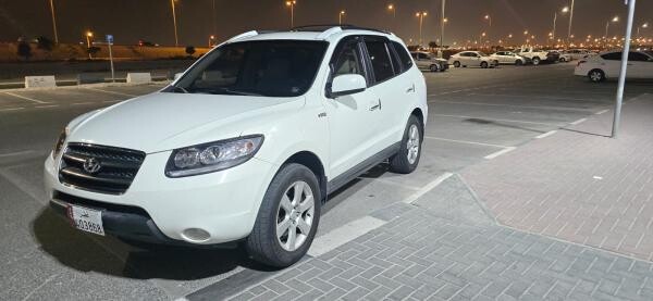 Hyundai Santafe - (White - 2009) - 4