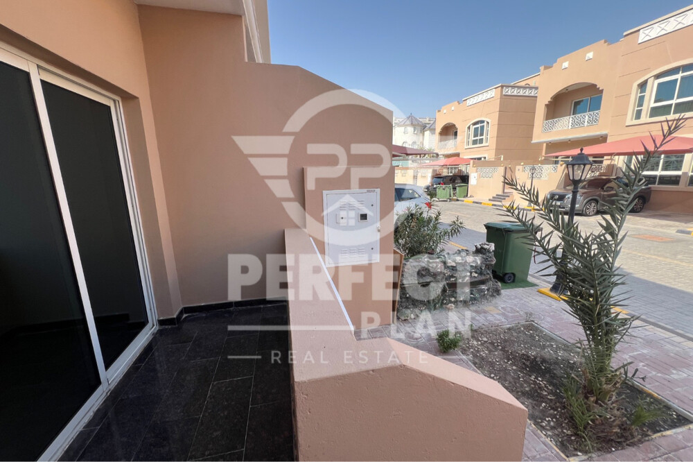 Muraikh Compound Villa for Rent - 13