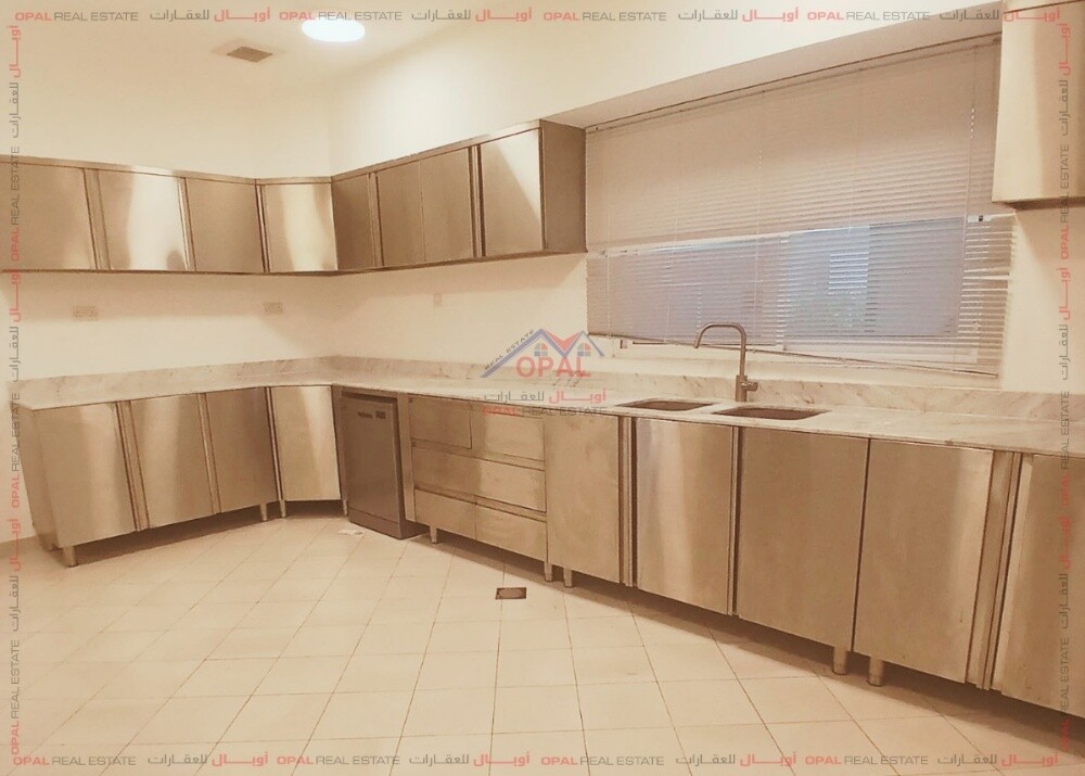For Rent | Villa in Al Markhiya - 5