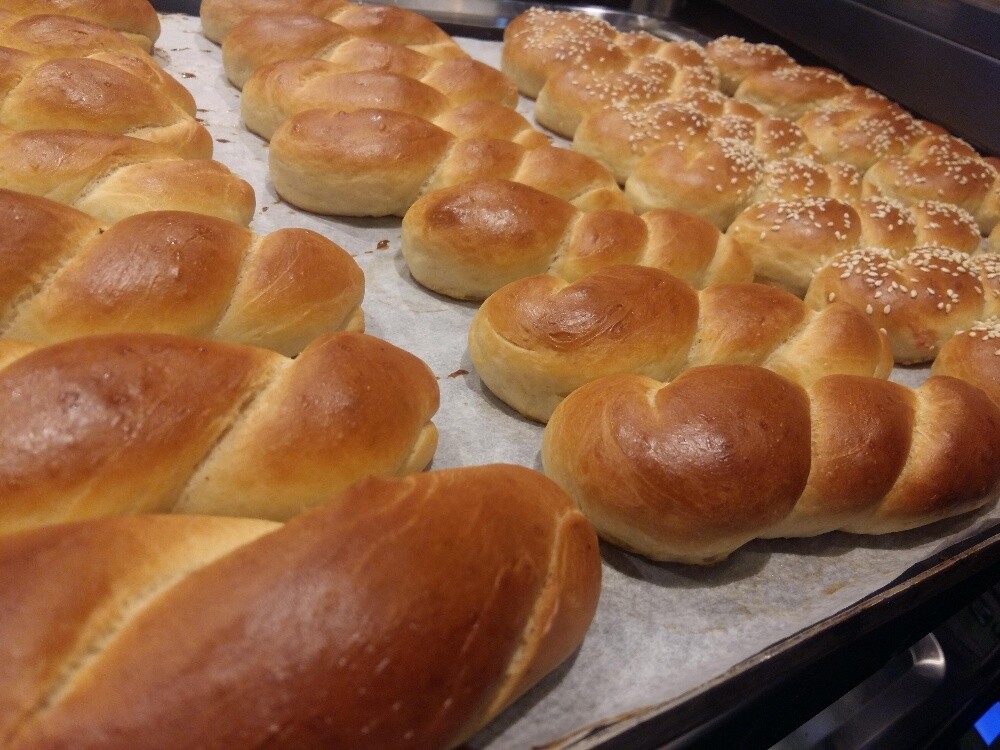 Pastry chef and baker - 13