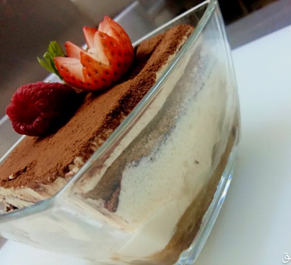 Pastry chef and baker - 26