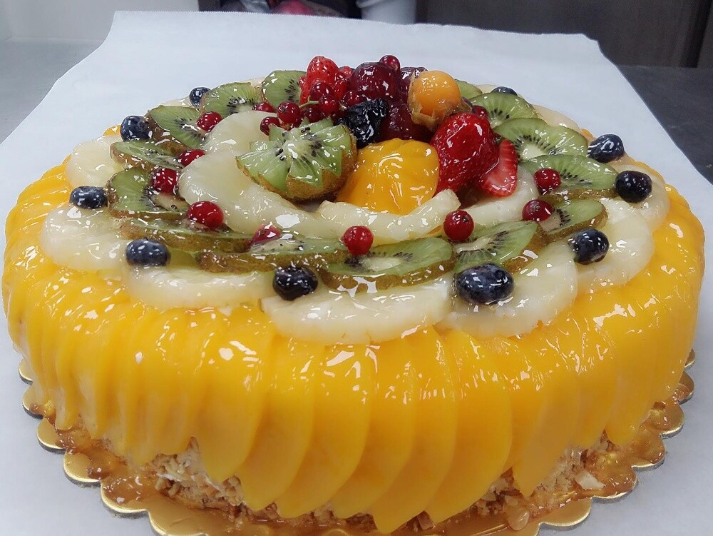 Pastry chef and baker - 22