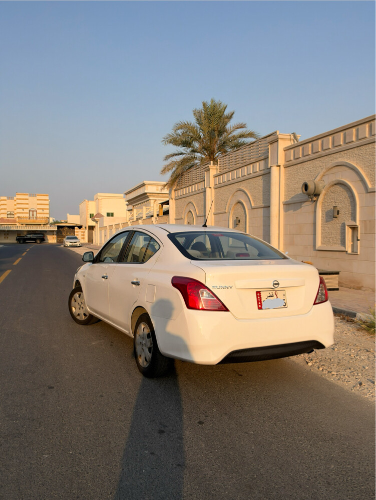 Nissan Sunny 2022 - 4