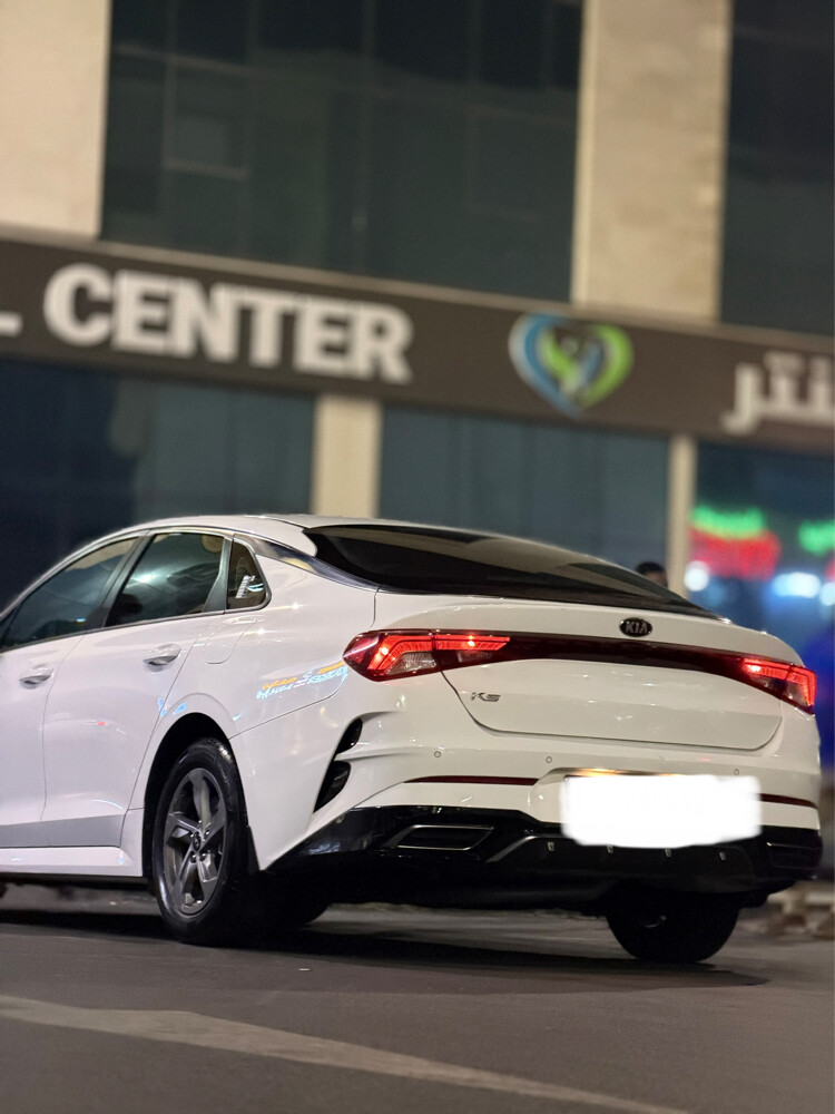 kia k5 - 1