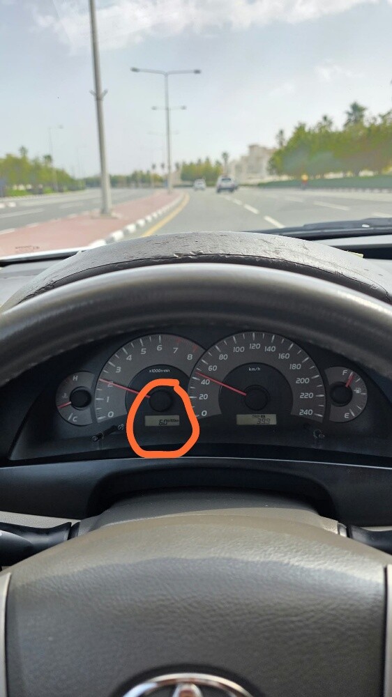 A Rare 2007 Toyota Camry Manual - 12