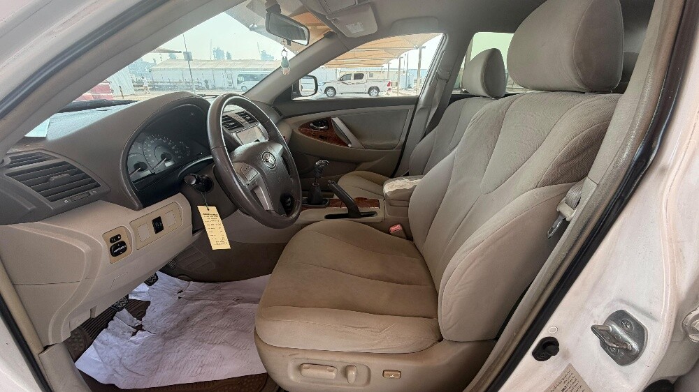 A Rare 2007 Toyota Camry Manual - 4