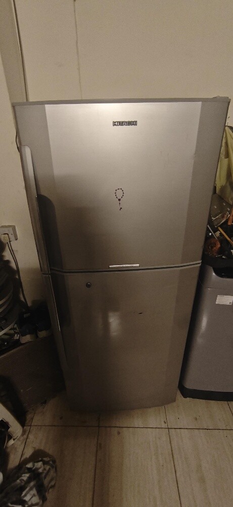 Hitachi non frost refrigerator - 2