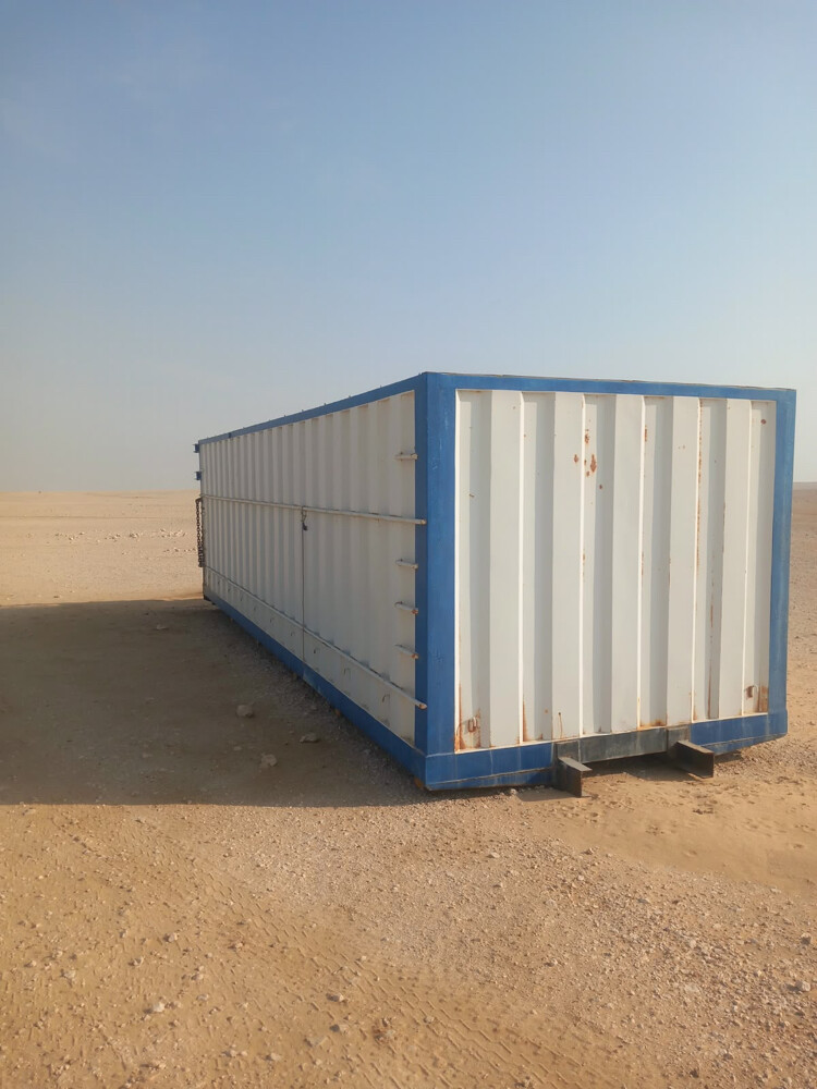 صندوق للبيع - 1