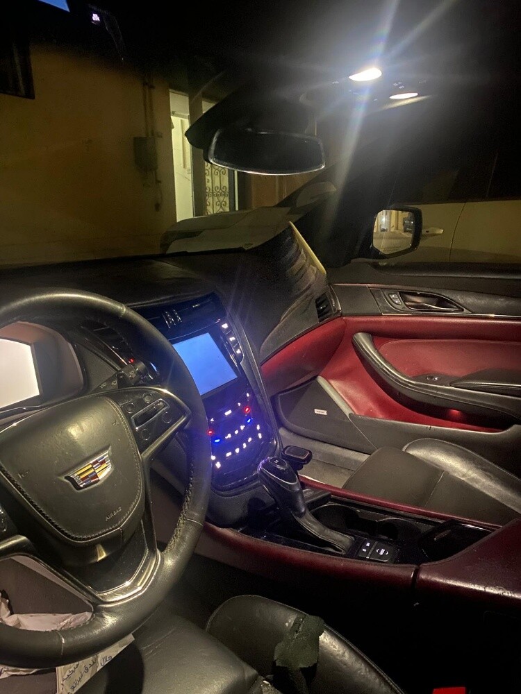 cadilac CTS - 1