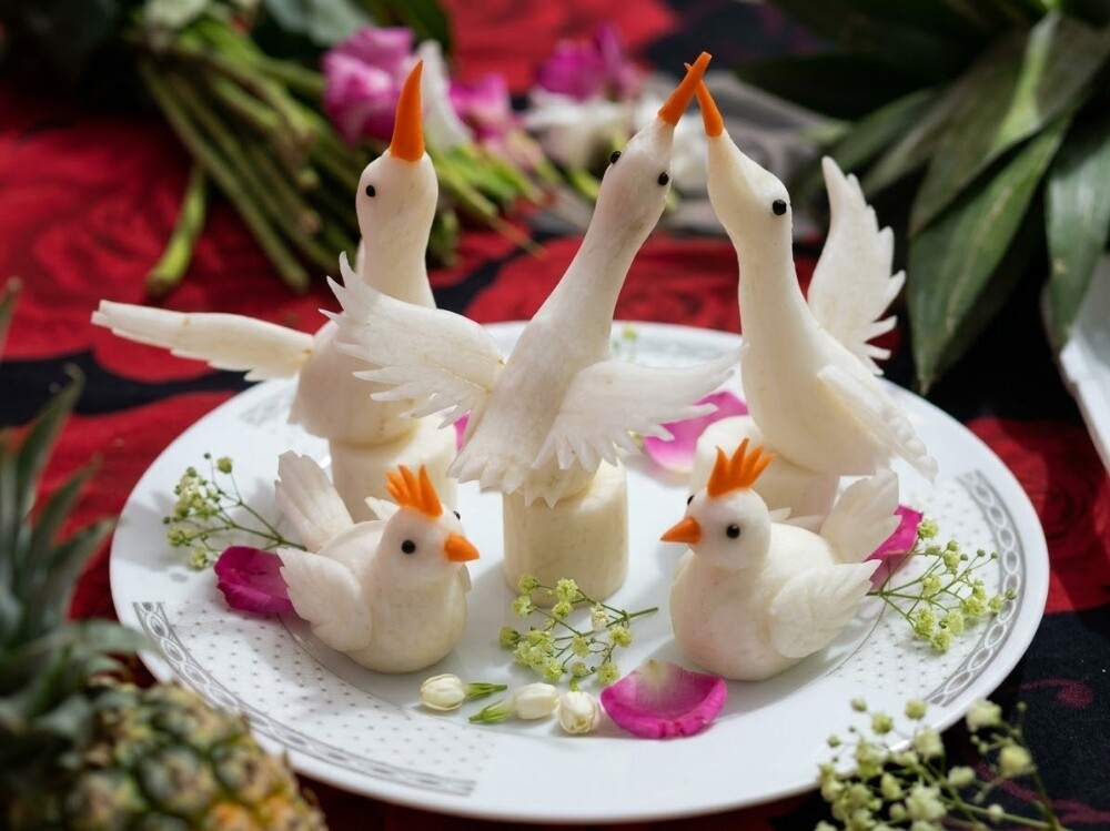 Royal Fruit Carvings - 8