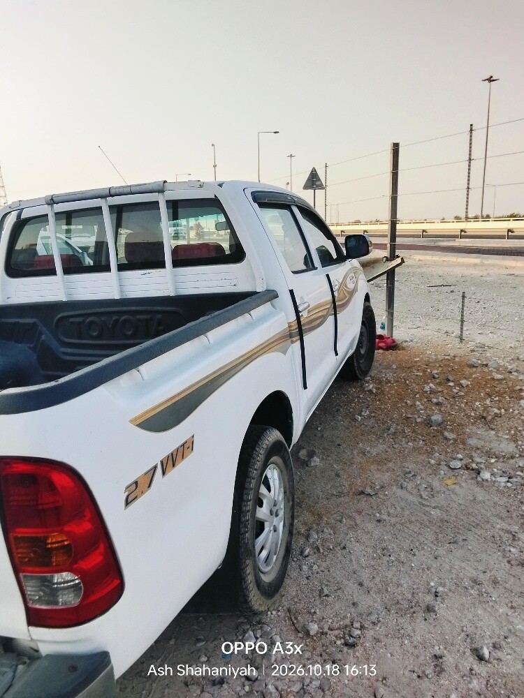 Toyota Hilux - 4