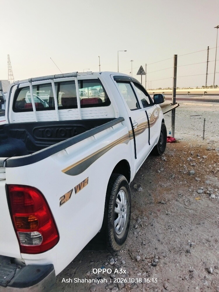 Toyota Hilux - 5