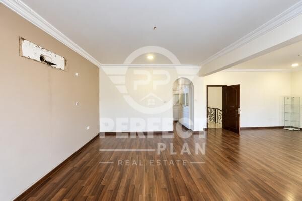 Standalone Villa in Al Duhail - 13