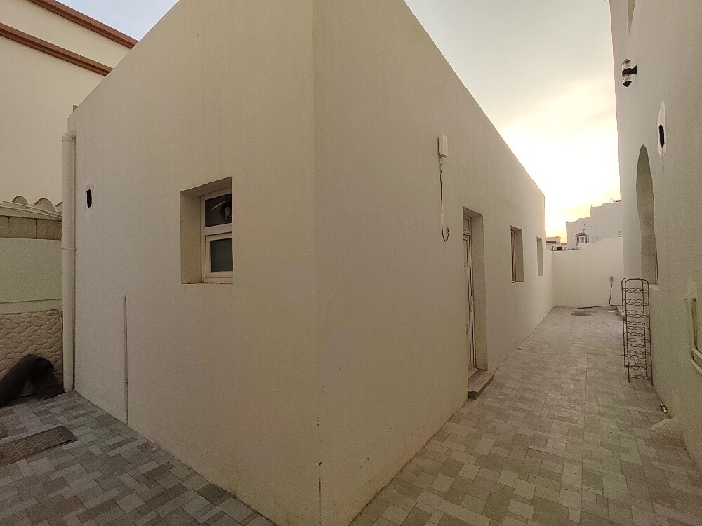 للبيع فيلا مساحة 908 م الهلال2023 - 11