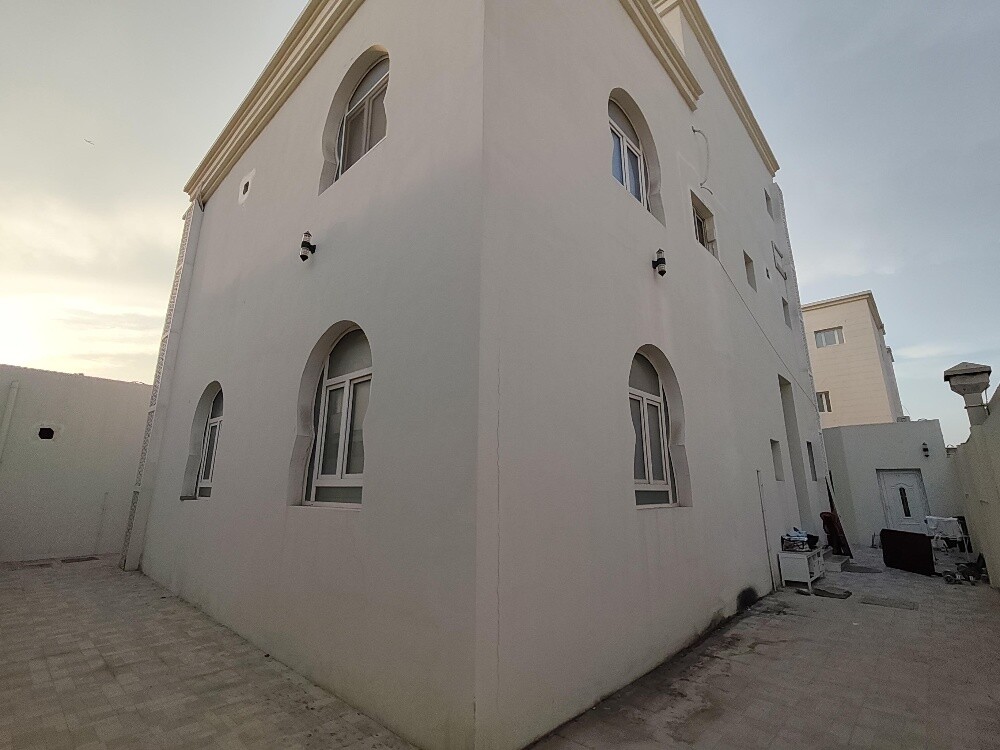 للبيع فيلا مساحة 908 م الهلال2023 - 9