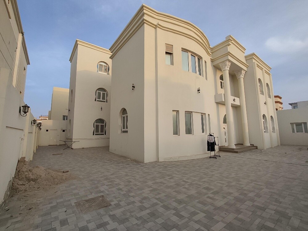 للبيع فيلا مساحة 908 م الهلال2023 - 4
