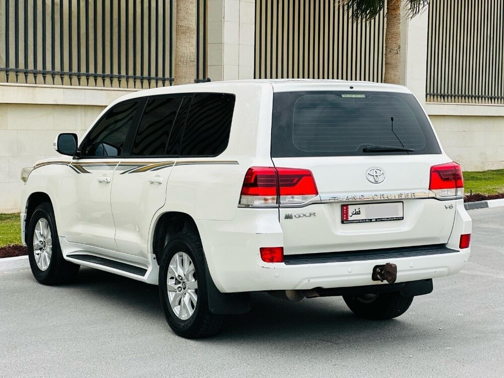 Land cruiser - 12