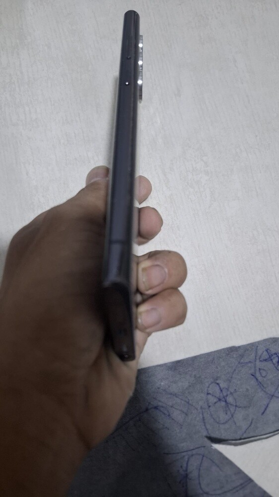 SAMSUNG S22 ULTRA - 4
