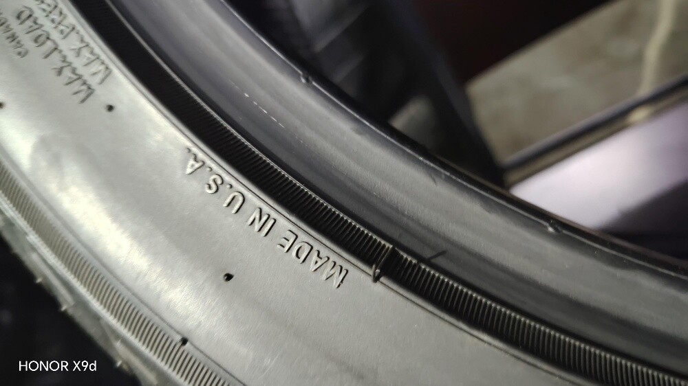 245/40R18 USA brand ToYo - 4
